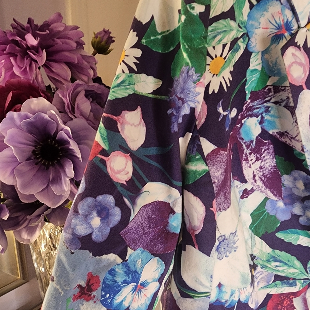 Floral Jacket - Picture 6 of 8
